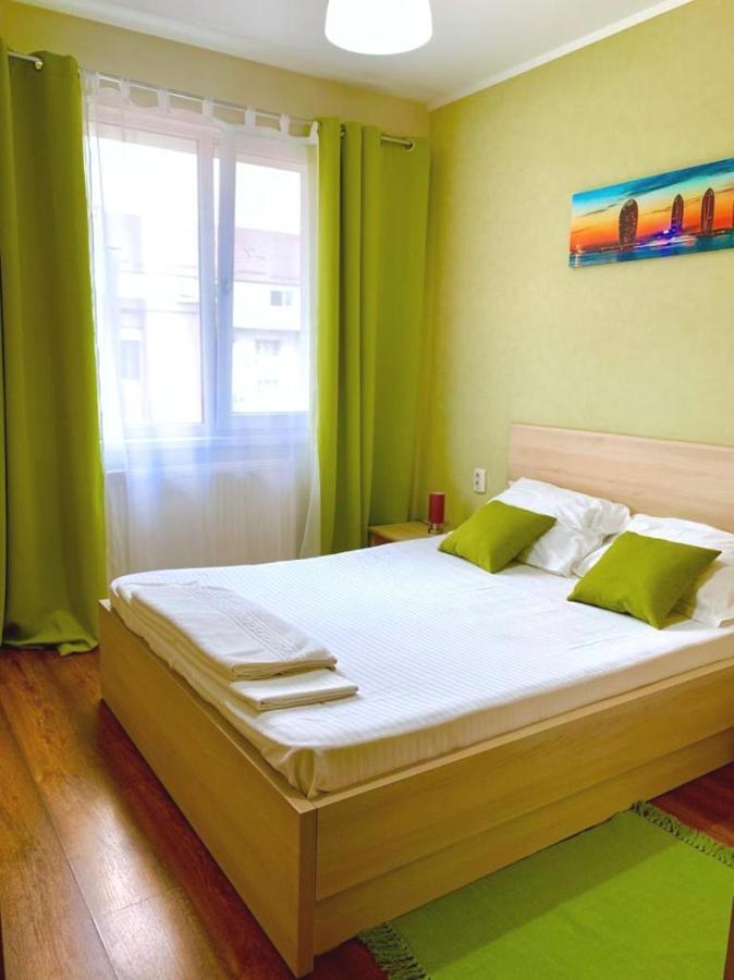 Emma Accommodation - Clean And Comfortable Apartment Jassy Zewnętrze zdjęcie
