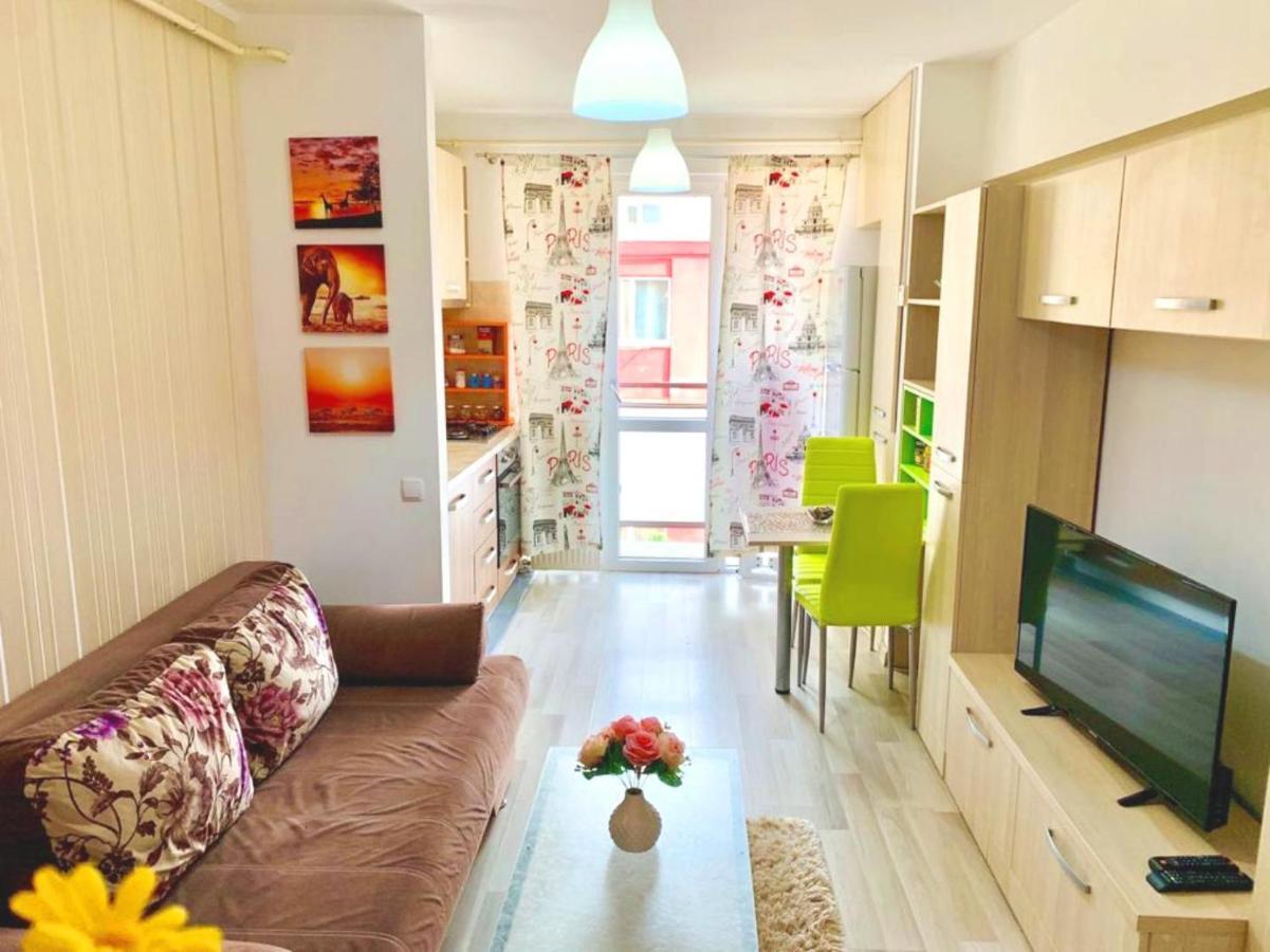 Emma Accommodation - Clean And Comfortable Apartment Jassy Zewnętrze zdjęcie